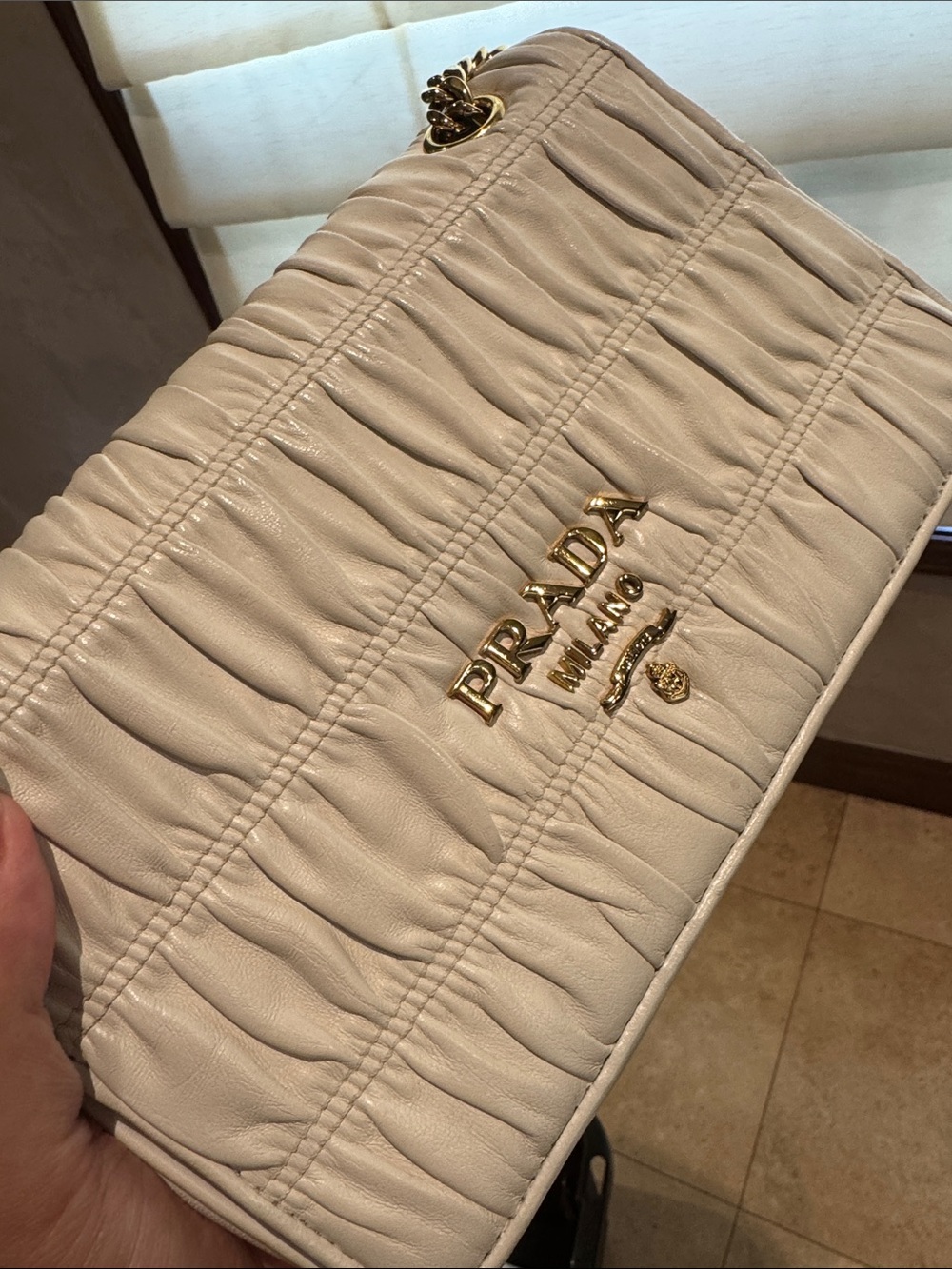 Prada White Quilted Nappa Leather Shoulder Bag with Gold Chain - Picture 3 of 11